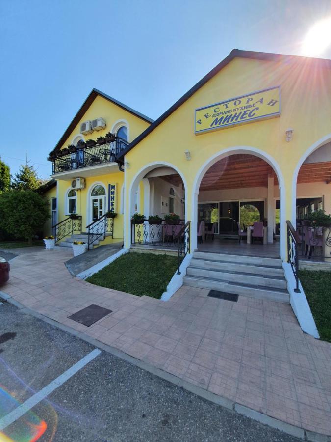Guest House Mines Vrdnik Exterior foto